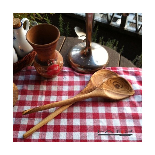 2 x cooking spoon , with a slight corner