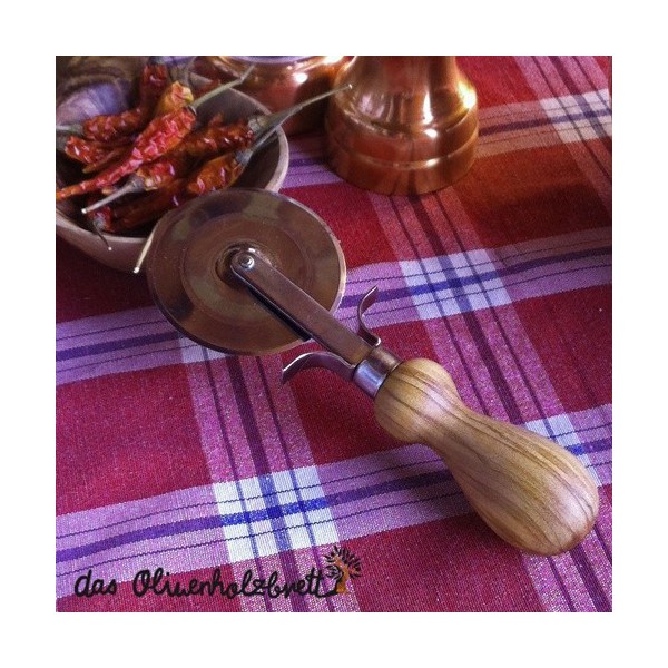 Pizza roll knife with olive wood handle