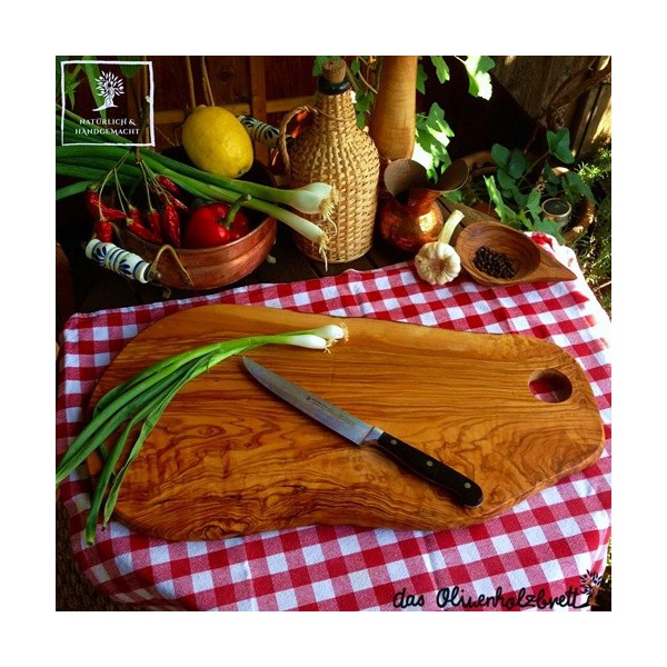 Olive wood cutting board 